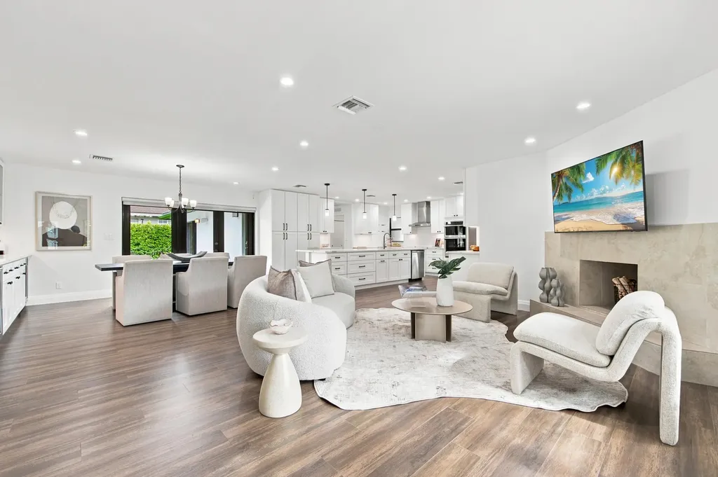 1619 Bayview Drive Fort Lauderdale FL 33305