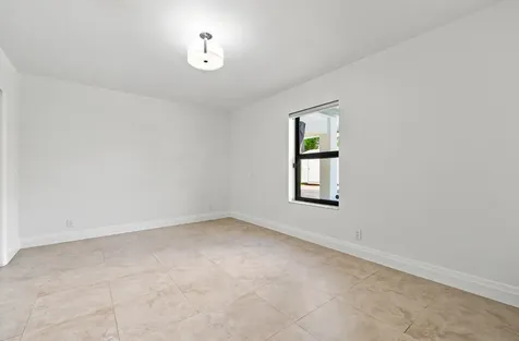 1619 Bayview Drive Fort Lauderdale FL 33305