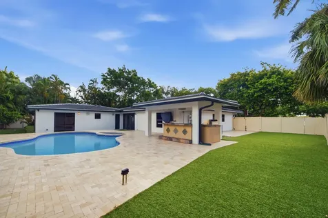1619 Bayview Drive Fort Lauderdale FL 33305