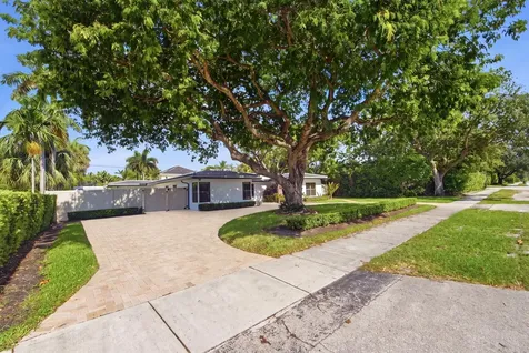 1619 Bayview Drive Fort Lauderdale FL 33305