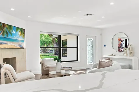 1619 Bayview Drive Fort Lauderdale FL 33305