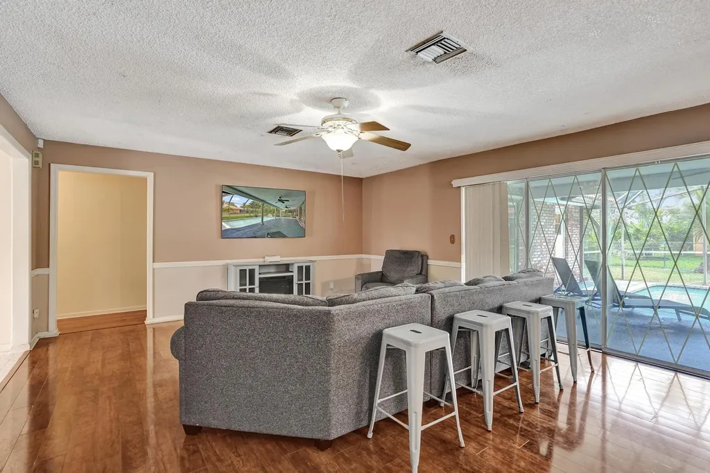 3145 NW 116th Avenue Coral Springs FL 33065