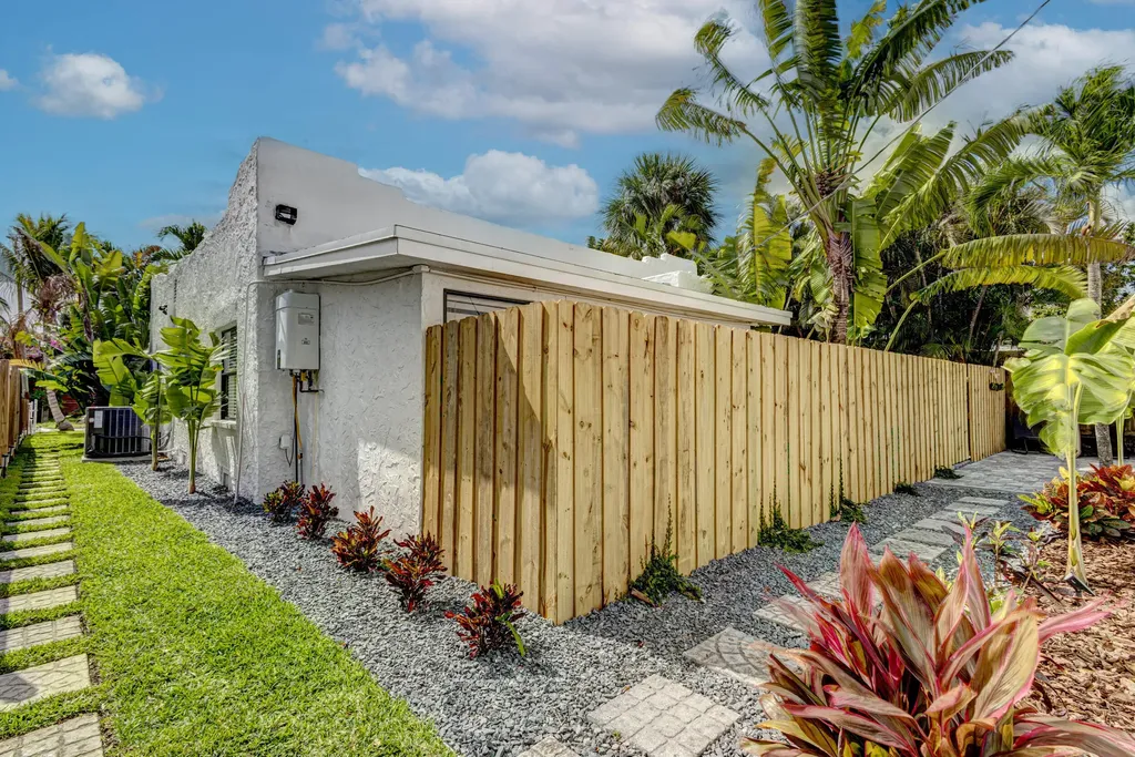 721 Franklin Road West Palm Beach FL 33405