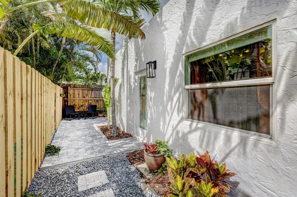 721 Franklin Road West Palm Beach FL 33405