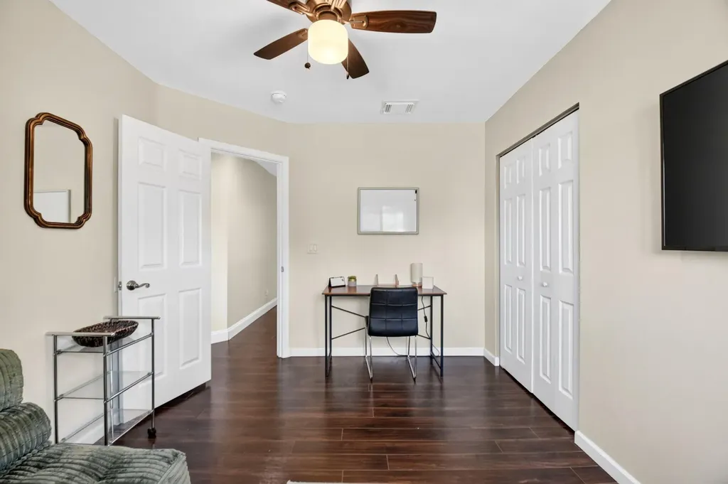 6233 Willoughby Circle Lake Worth FL 33463