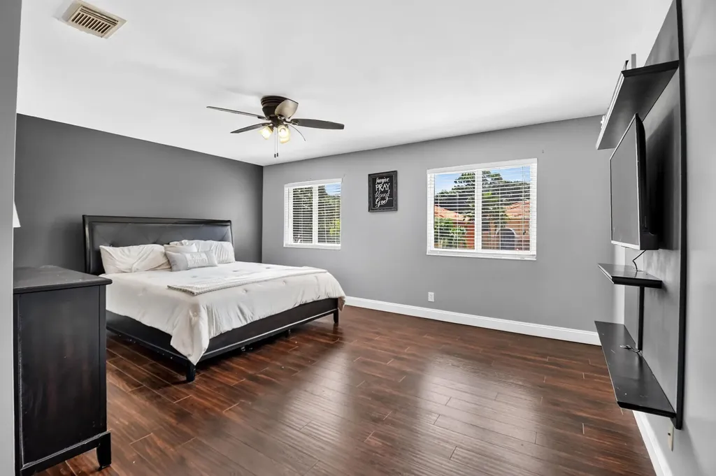6233 Willoughby Circle Lake Worth FL 33463