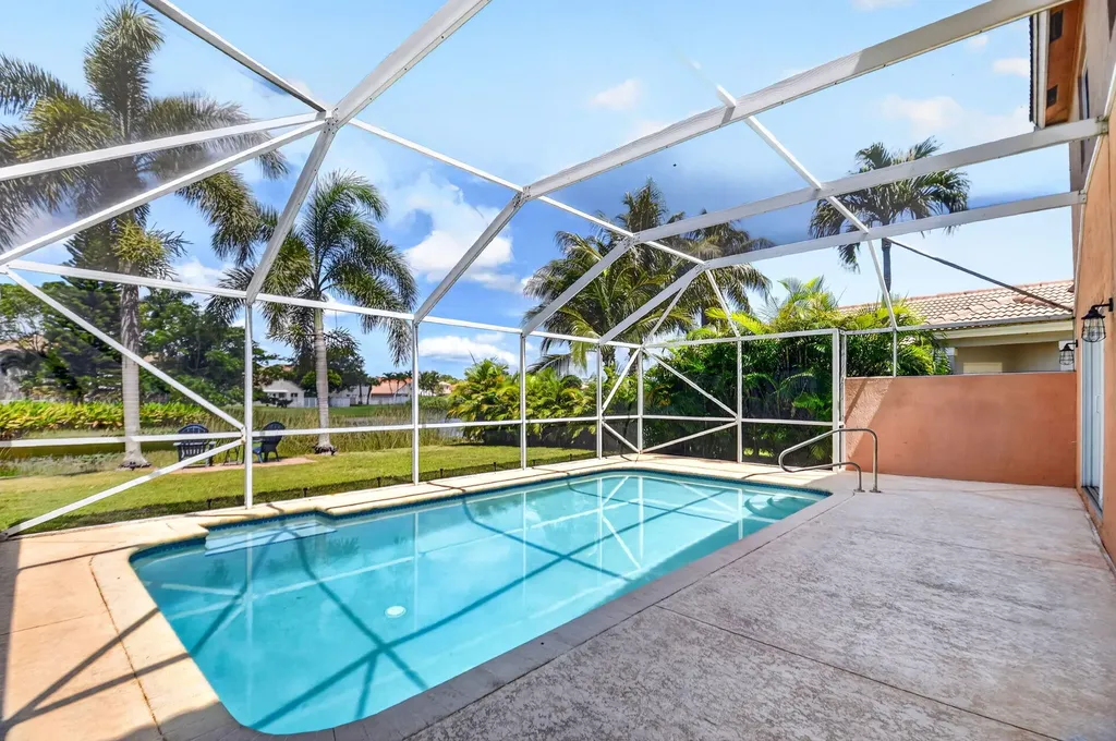 6233 Willoughby Circle Lake Worth FL 33463
