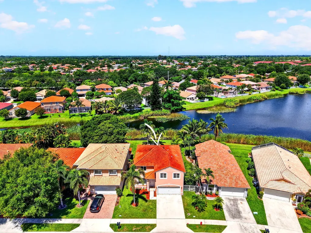 6233 Willoughby Circle Lake Worth FL 33463