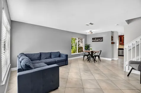 6233 Willoughby Circle Lake Worth FL 33463