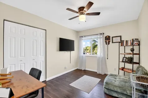 6233 Willoughby Circle Lake Worth FL 33463