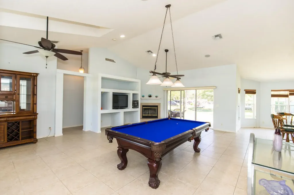 15288 76th Road N The Acreage FL 33470