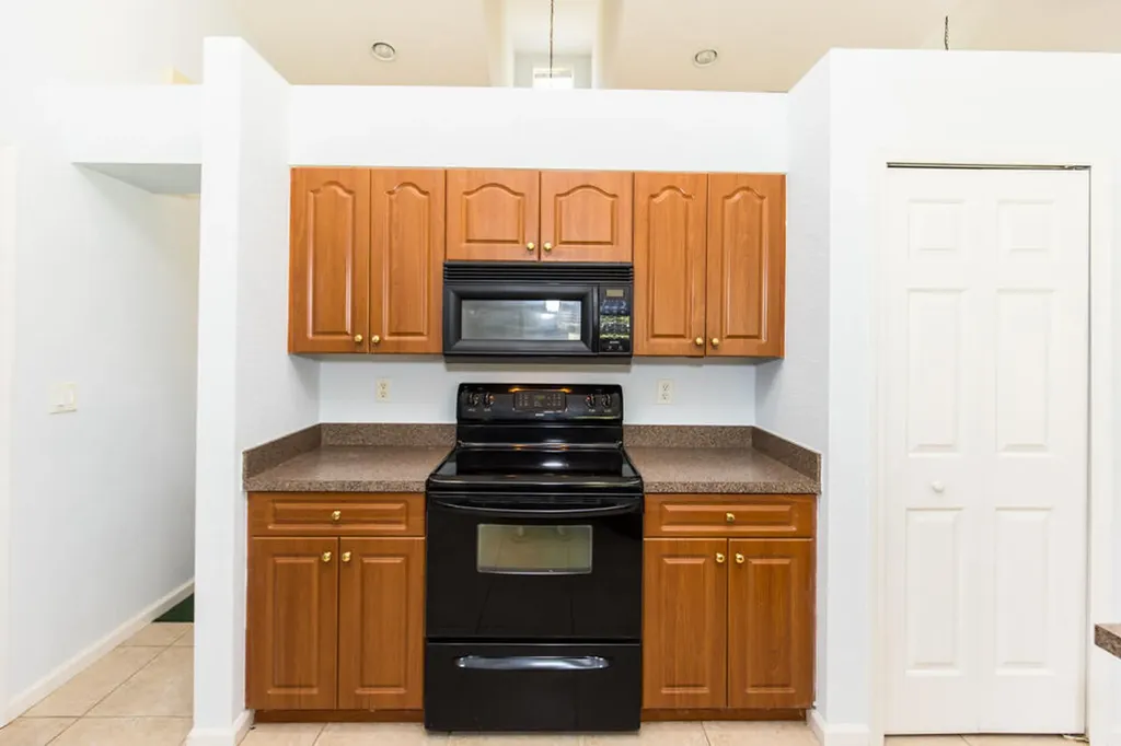 15288 76th Road N The Acreage FL 33470