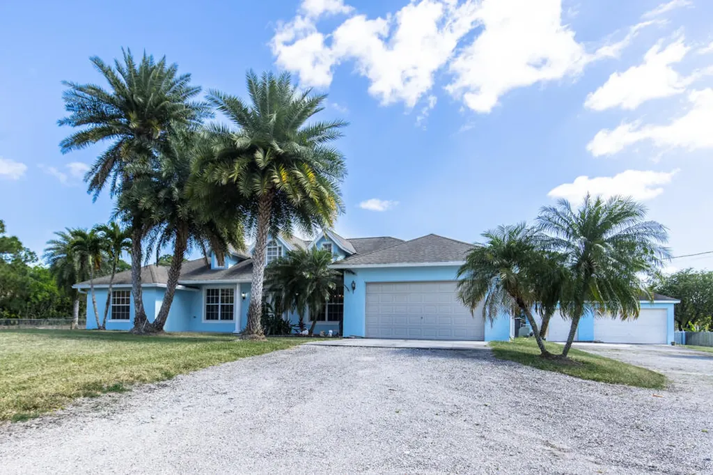 15288 76th Road N The Acreage FL 33470