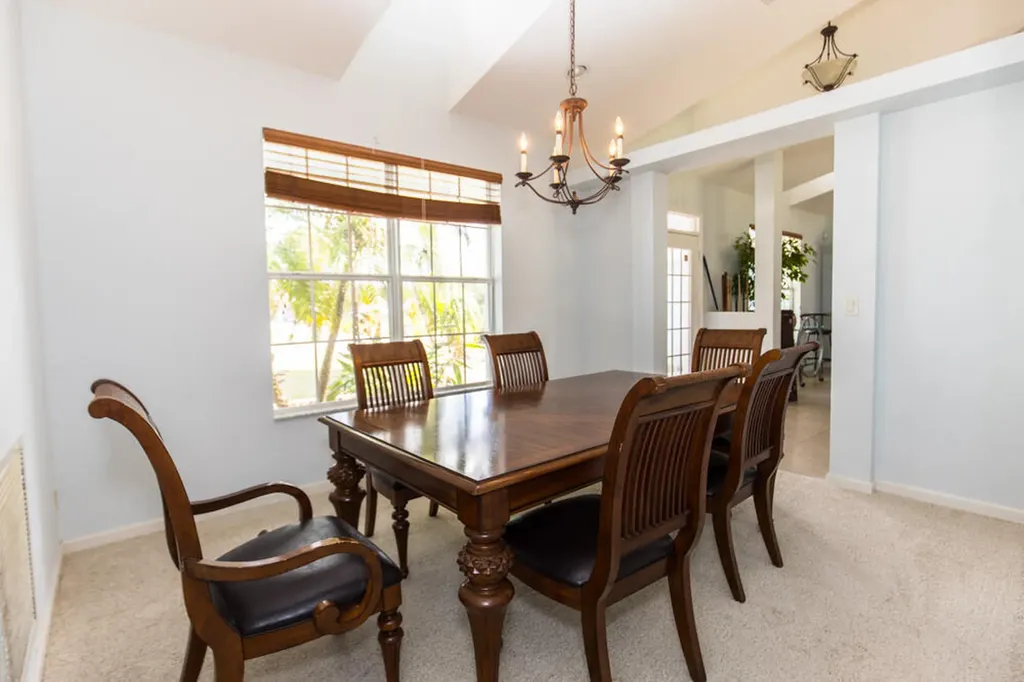15288 76th Road N The Acreage FL 33470