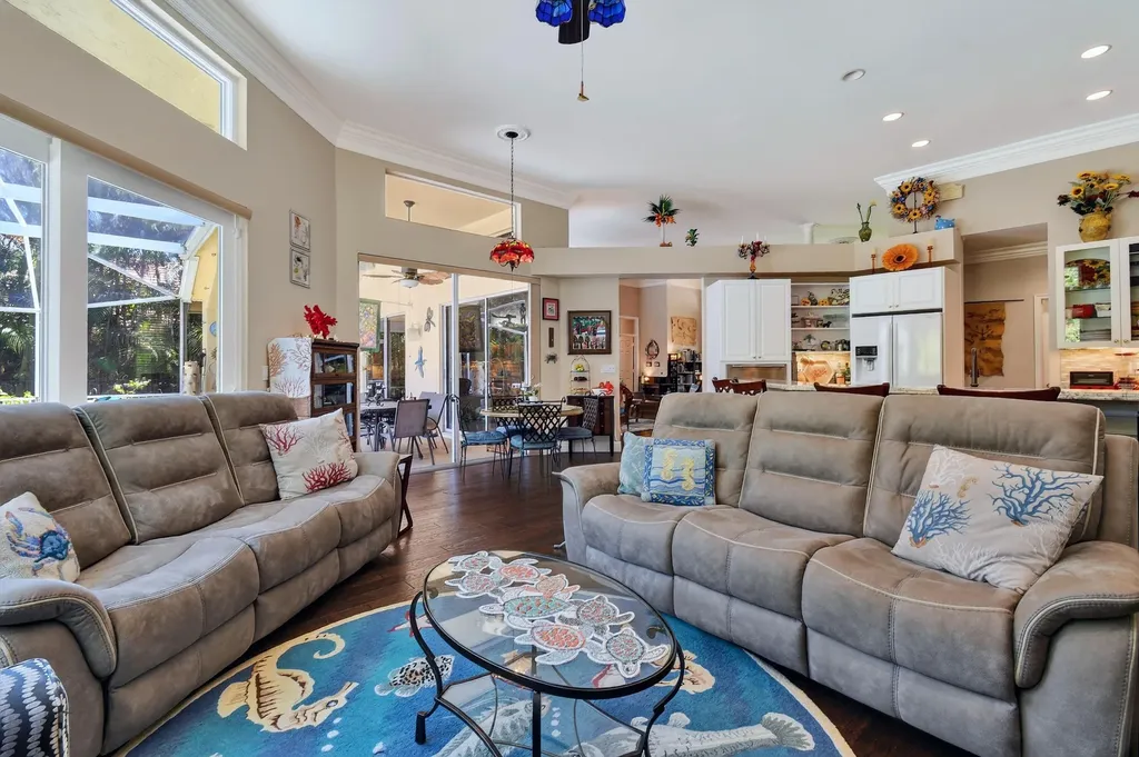 153 N River Drive E Jupiter FL 33458