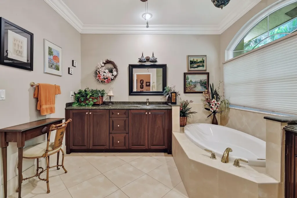 153 N River Drive E Jupiter FL 33458