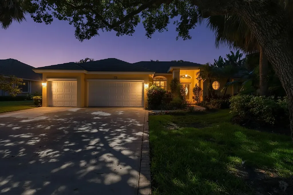 153 N River Drive E Jupiter FL 33458