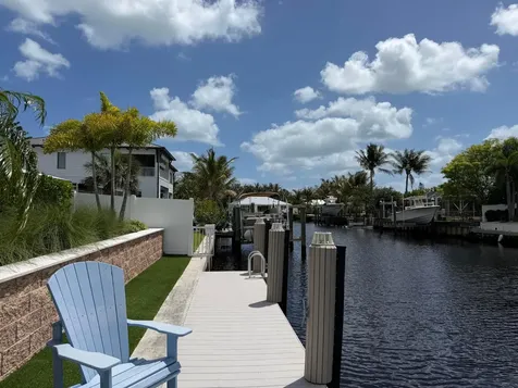 16 Leeward Circle Tequesta FL 33469