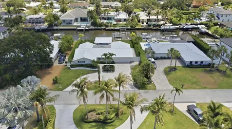 16 Leeward Circle Tequesta FL 33469