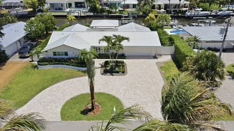 16 Leeward Circle Tequesta FL 33469