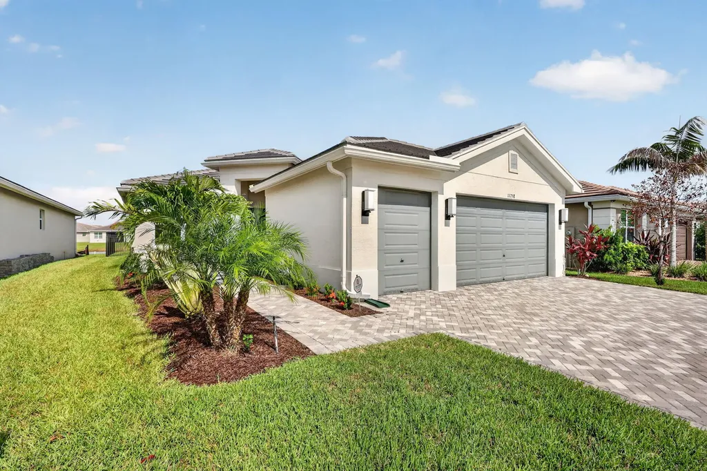 11758 SW Coral Cove Parkway Port St Lucie FL 34987