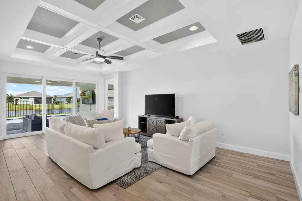 11758 SW Coral Cove Parkway Port St Lucie FL 34987