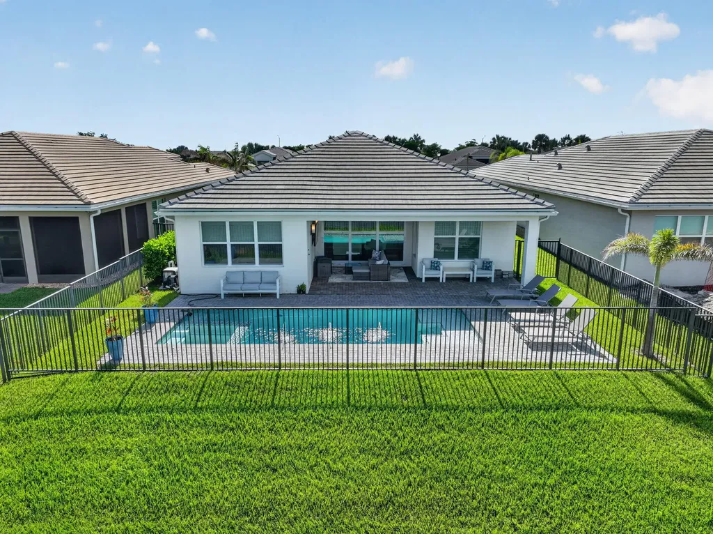 11758 SW Coral Cove Parkway Port St Lucie FL 34987