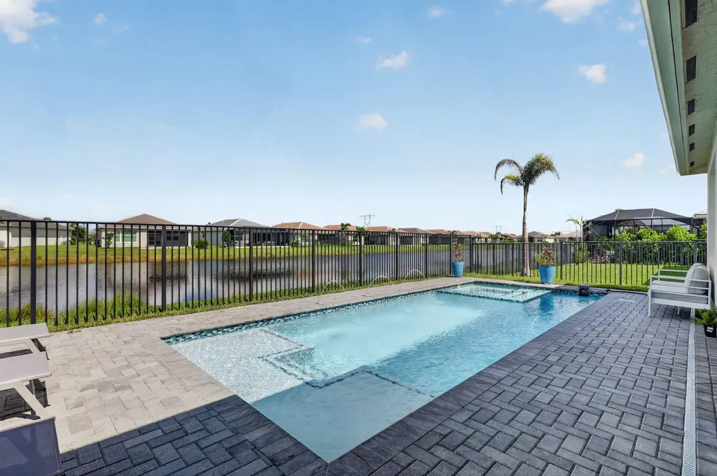 11758 SW Coral Cove Parkway Port St Lucie FL 34987