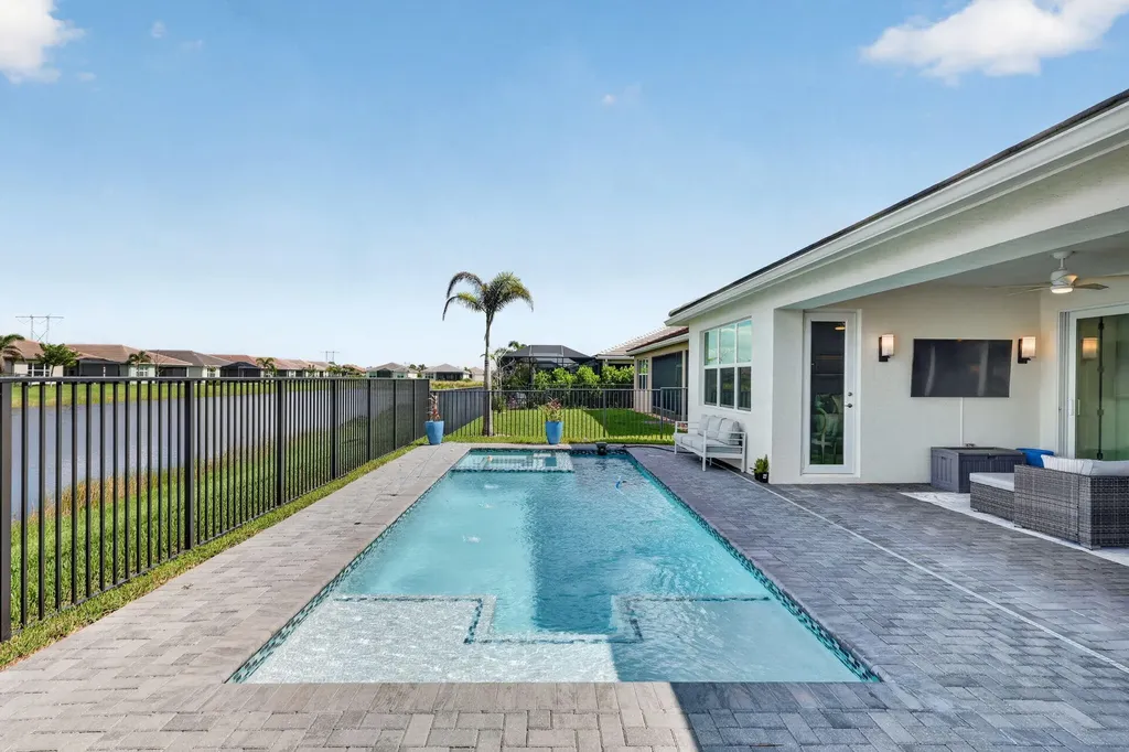 11758 SW Coral Cove Parkway Port St Lucie FL 34987