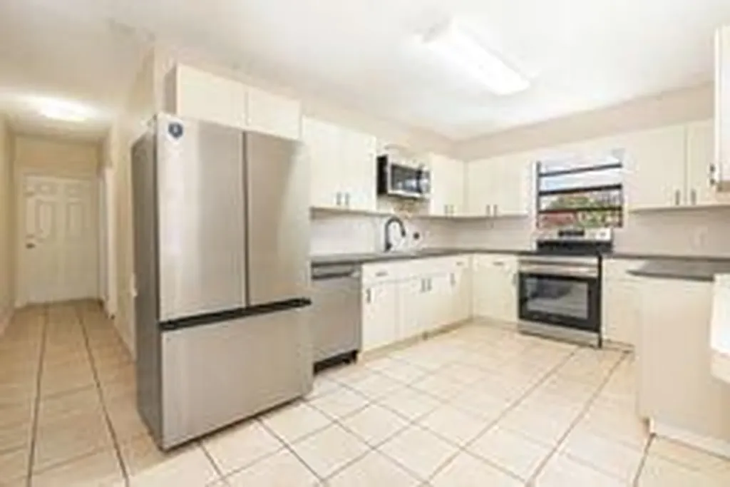 5003 Garden Avenue West Palm Beach FL 33405