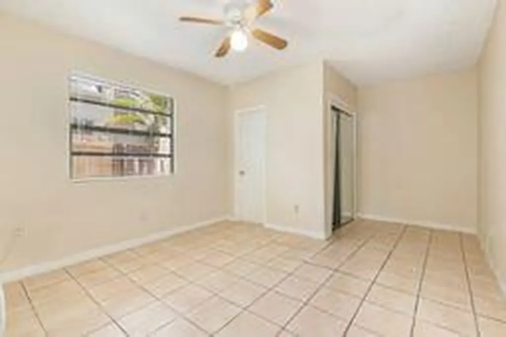 5003 Garden Avenue West Palm Beach FL 33405