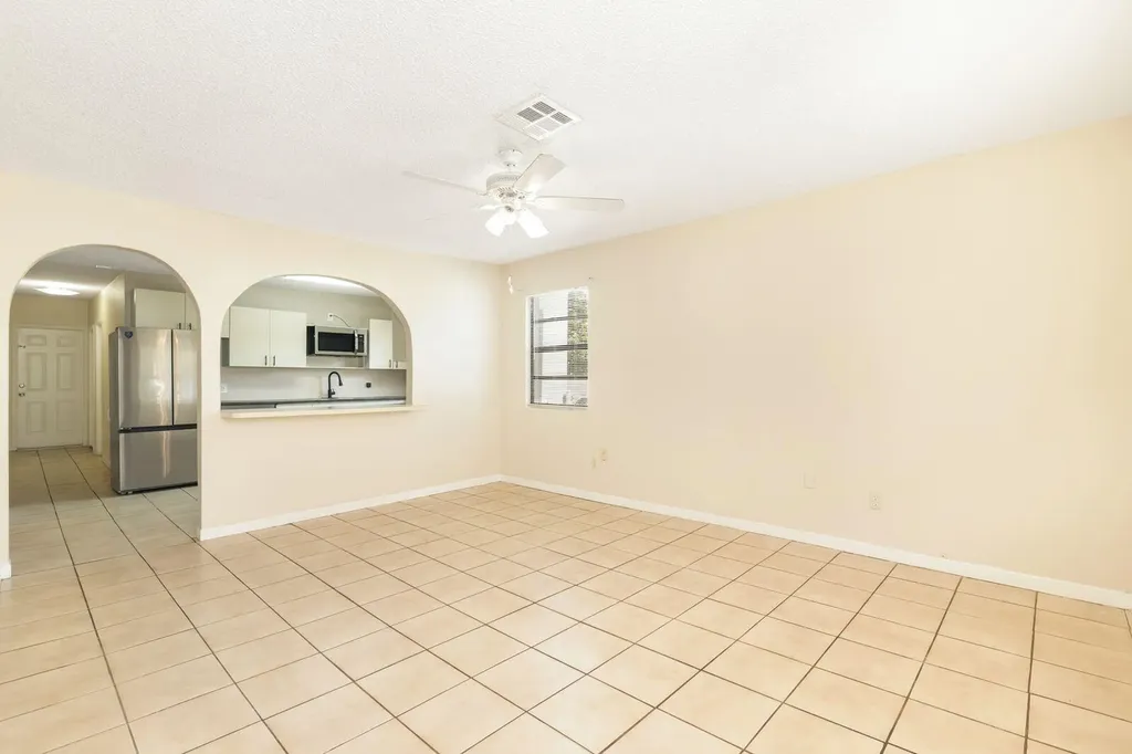 5003 Garden Avenue West Palm Beach FL 33405