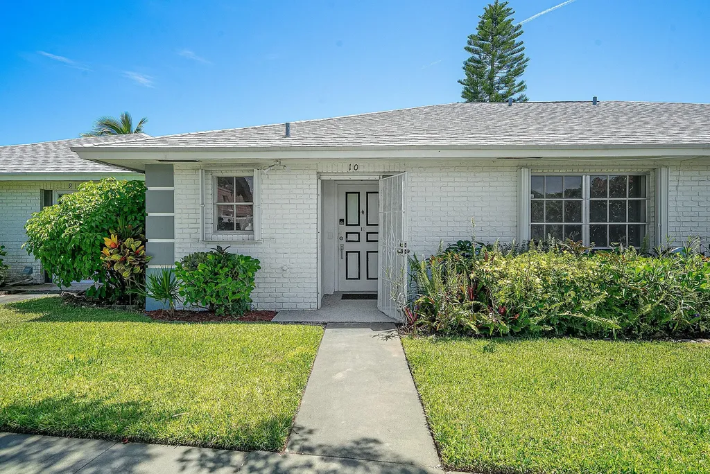 1440 SW 28th Avenue Boynton Beach FL 33426