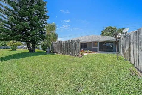 1440 SW 28th Avenue Boynton Beach FL 33426