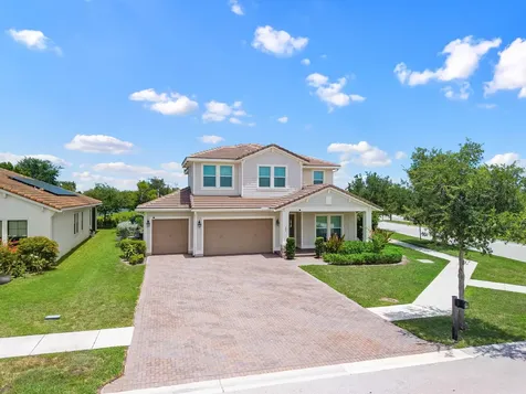 984 Sterling Pine Place Loxahatchee FL 33470
