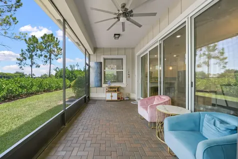 984 Sterling Pine Place Loxahatchee FL 33470