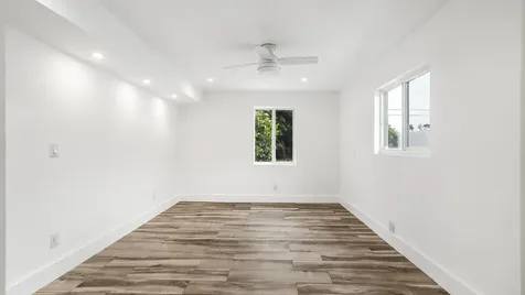 218 Glouchester Street Boca Raton FL 33487