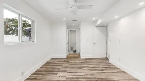 218 Glouchester Street Boca Raton FL 33487