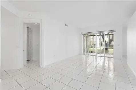 7937 Exeter Circle E Tamarac FL 33321