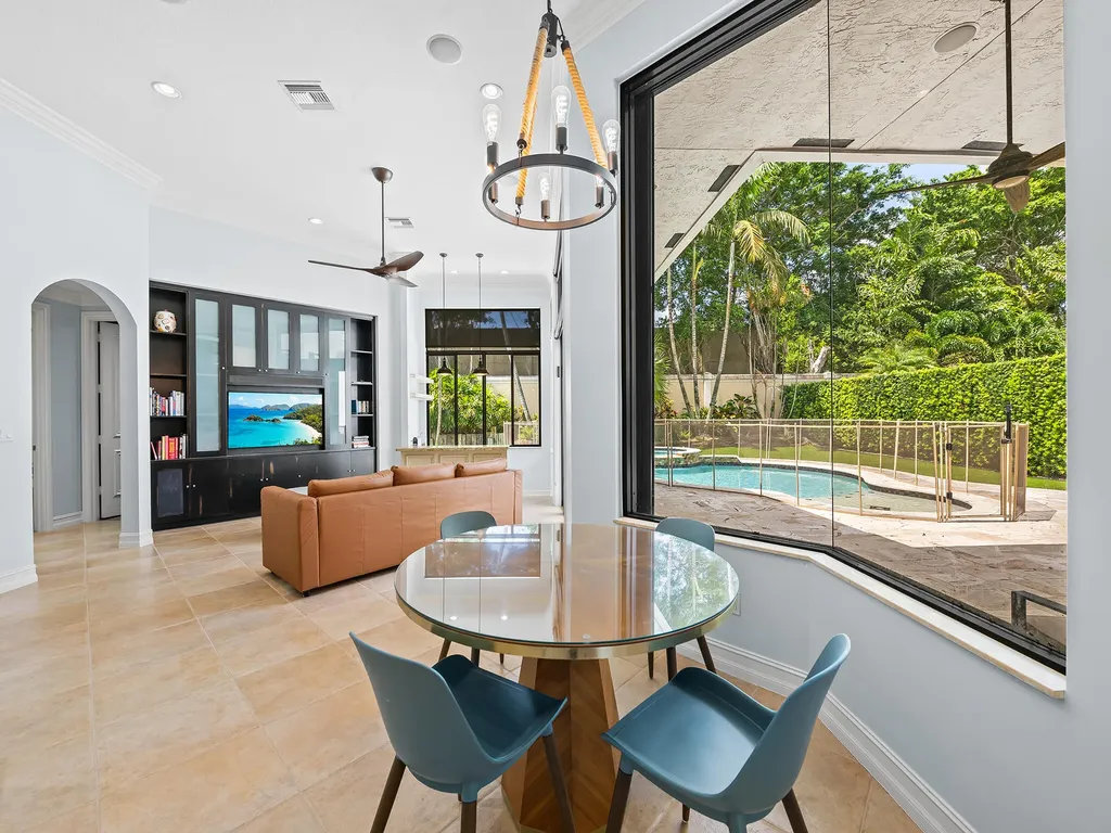 10800 Blue Palm Street Plantation FL 33324