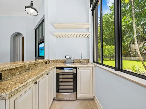 10800 Blue Palm Street Plantation FL 33324