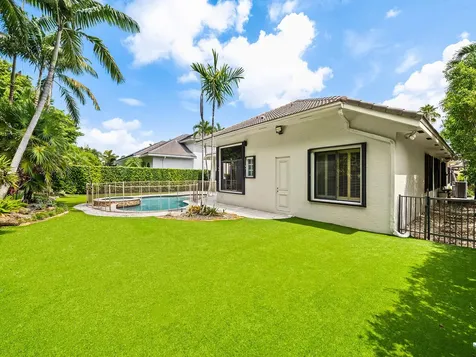 10800 Blue Palm Street Plantation FL 33324