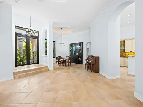 10800 Blue Palm Street Plantation FL 33324