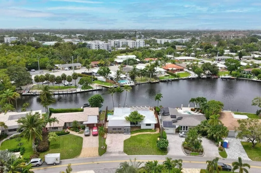 1631 Poinsettia Drive Fort Lauderdale FL 33305