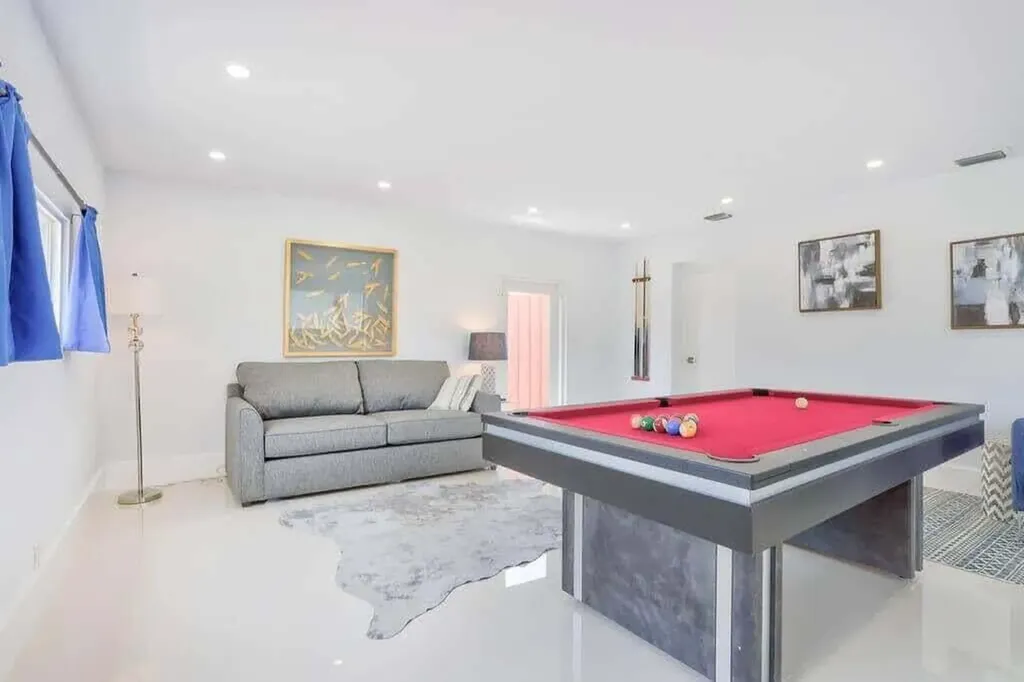 1631 Poinsettia Drive Fort Lauderdale FL 33305