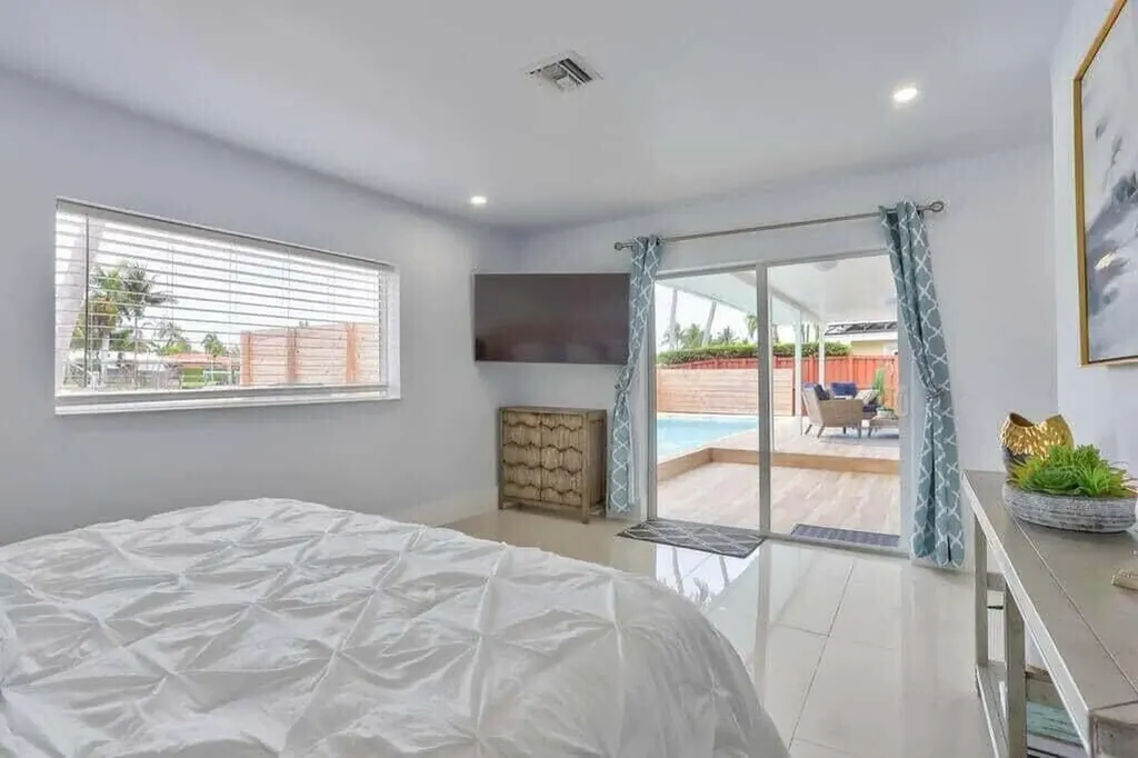 1631 Poinsettia Drive Fort Lauderdale FL 33305