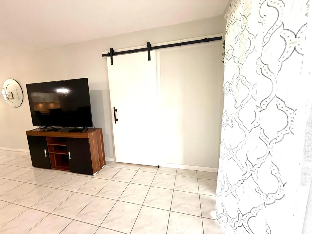 232 Lake Meryl Drive West Palm Beach FL 33411
