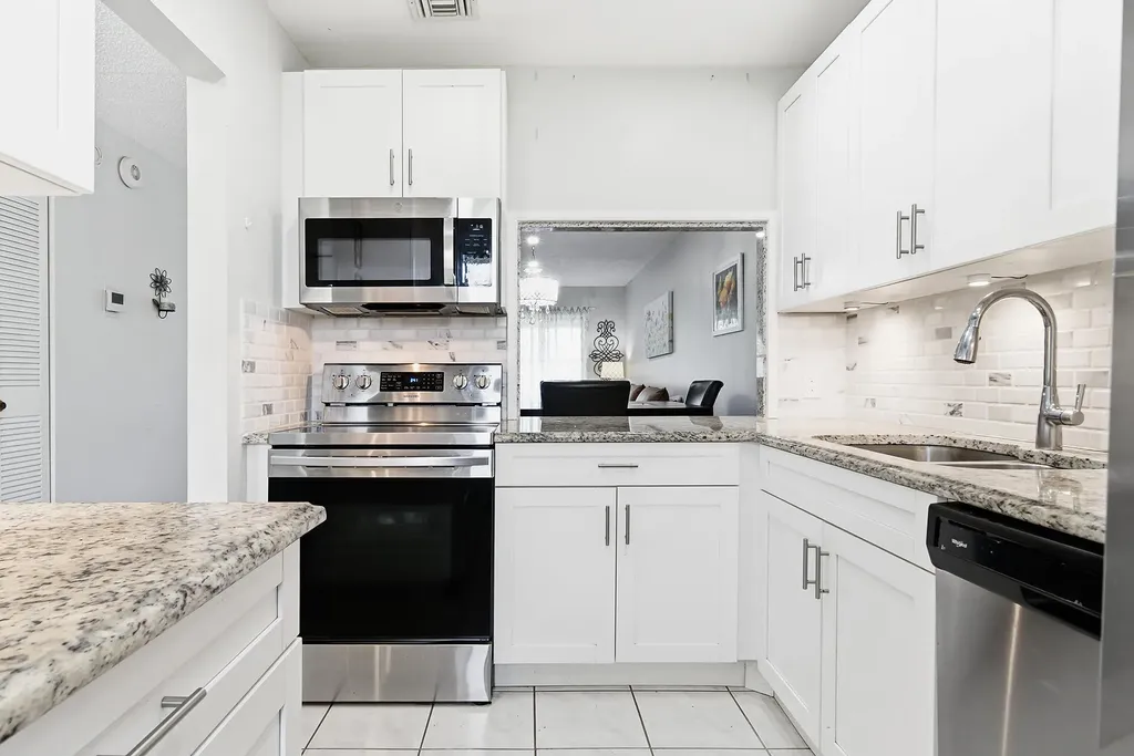 232 Lake Meryl Drive West Palm Beach FL 33411