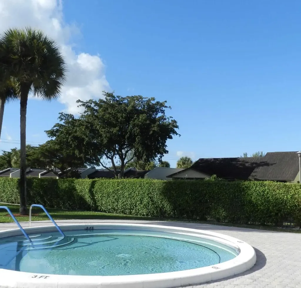 232 Lake Meryl Drive West Palm Beach FL 33411