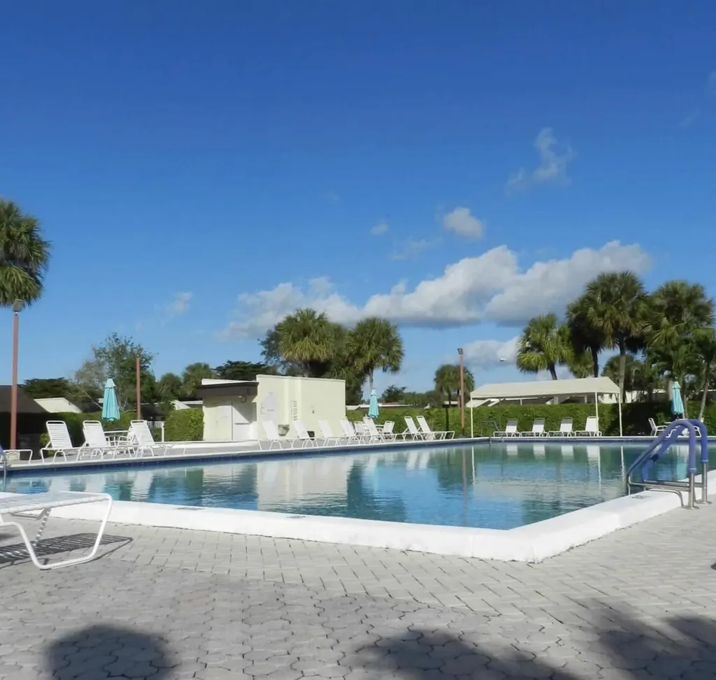 232 Lake Meryl Drive West Palm Beach FL 33411